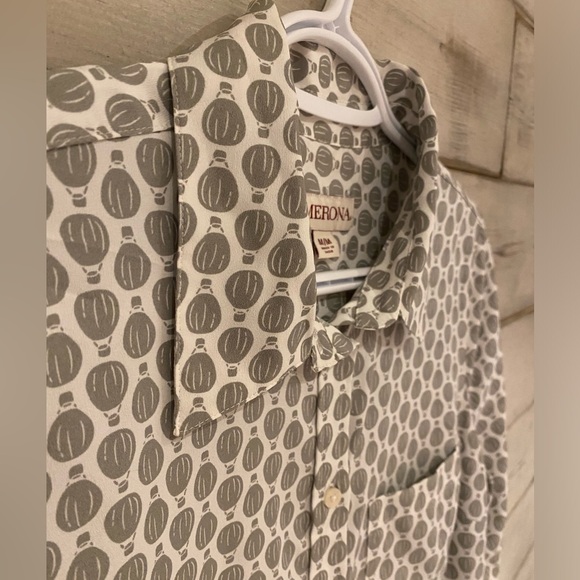 Grey hot air balloon print button up blouse. 100% polyester - Picture 7 of 12